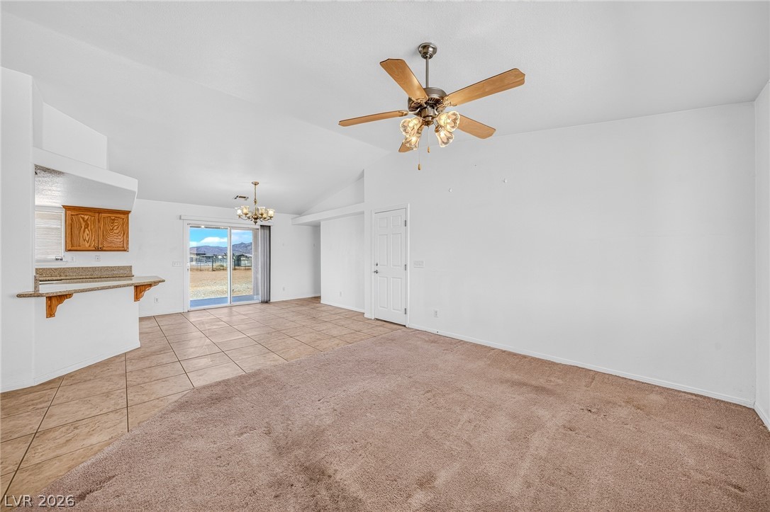 2121 West Labrador Court Property Photo 7
