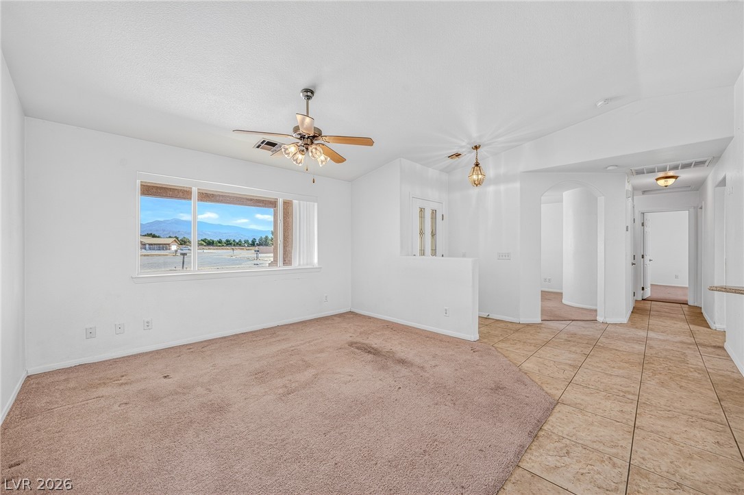 2121 West Labrador Court Property Photo 10