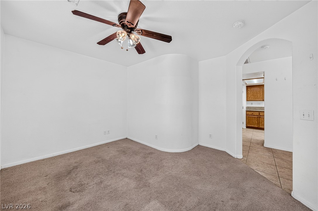 2121 West Labrador Court Property Photo 18