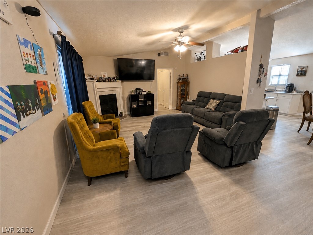 5431 Tahoe Drive Property Photo 3