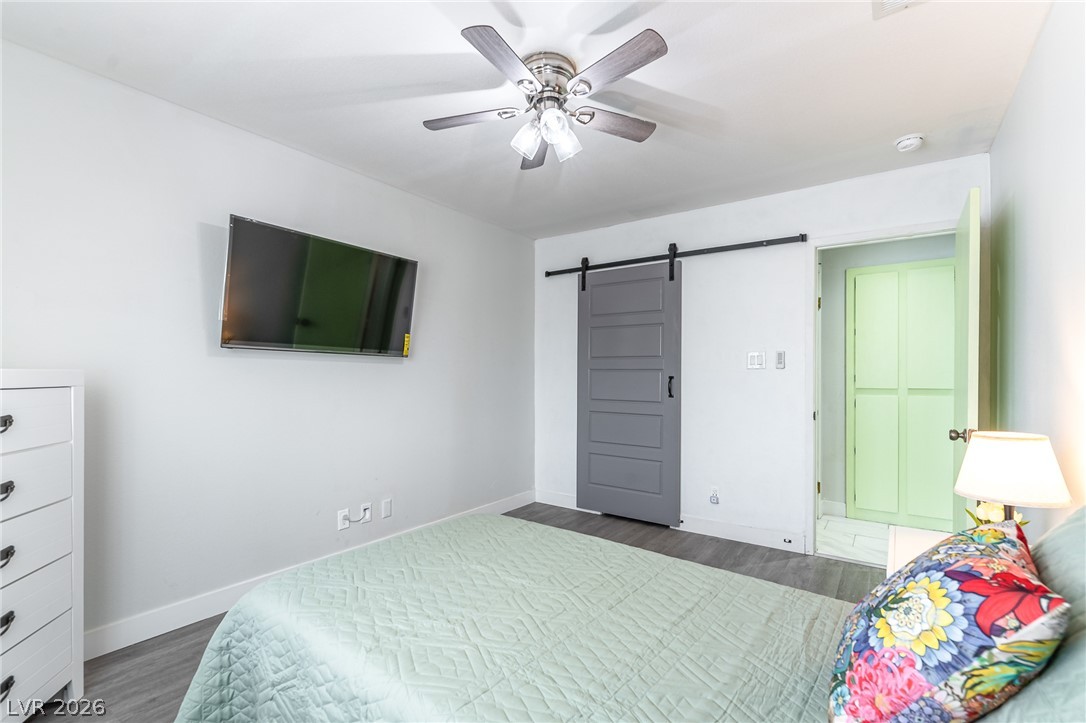 105 South Cimarron Road Property Photo 22