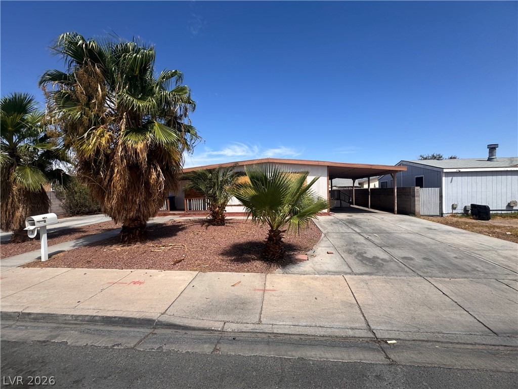 4890 Vista Flora Way Property Photo 2