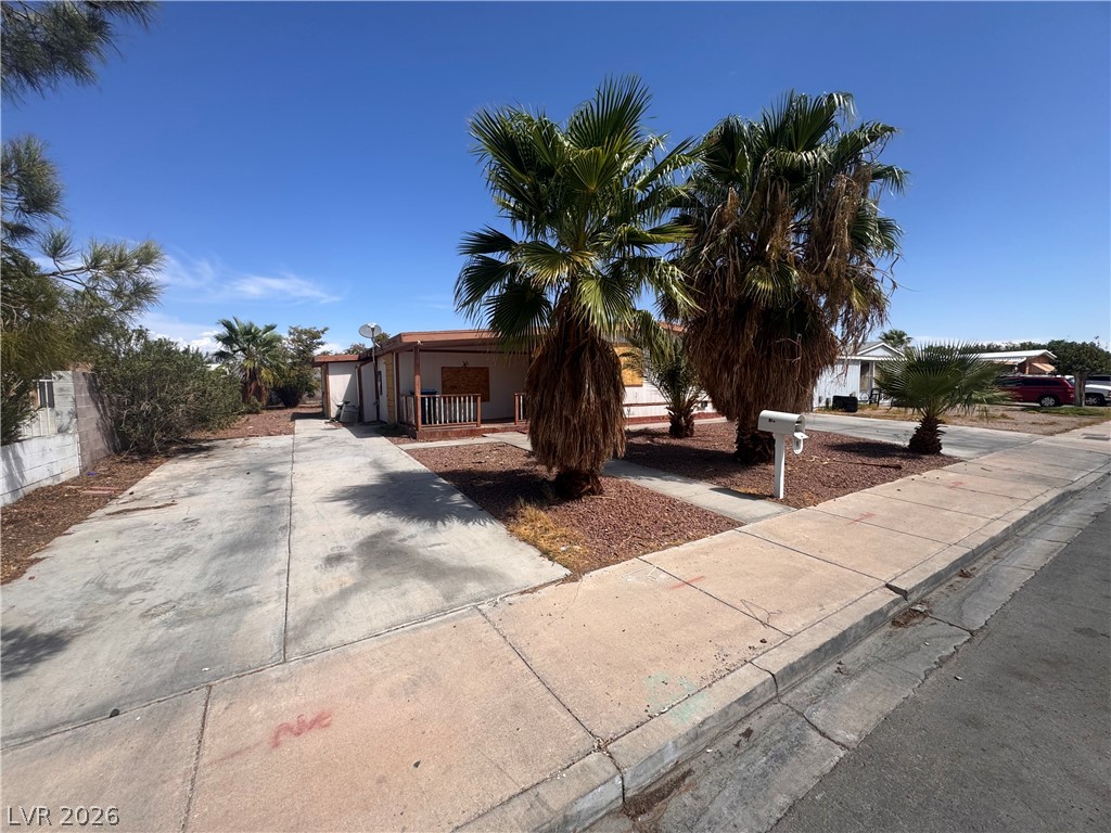 4890 Vista Flora Way Property Photo 3