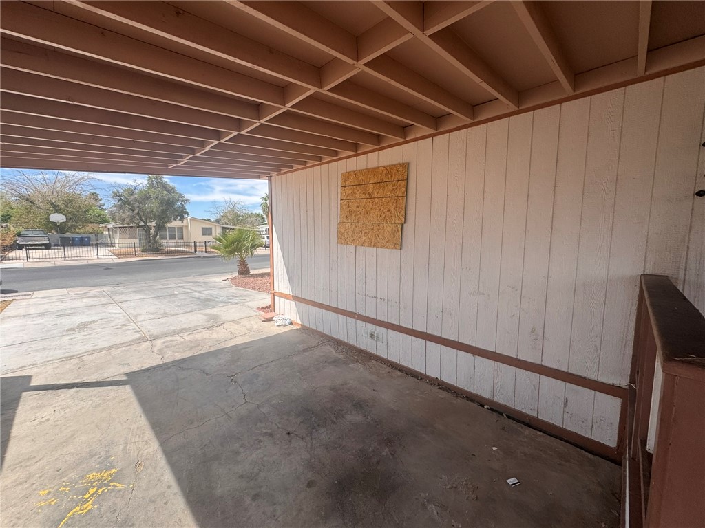 4890 Vista Flora Way Property Photo 28