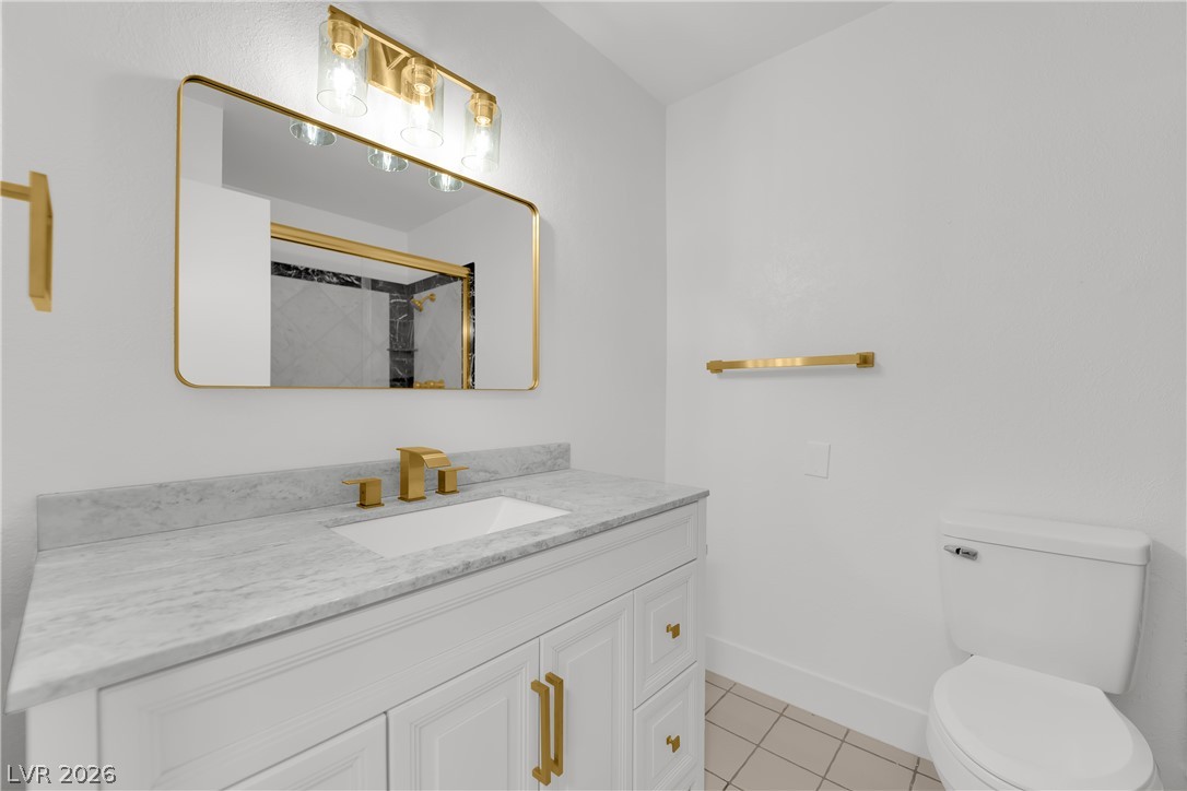 2353 Moorpark Way Property Photo 16