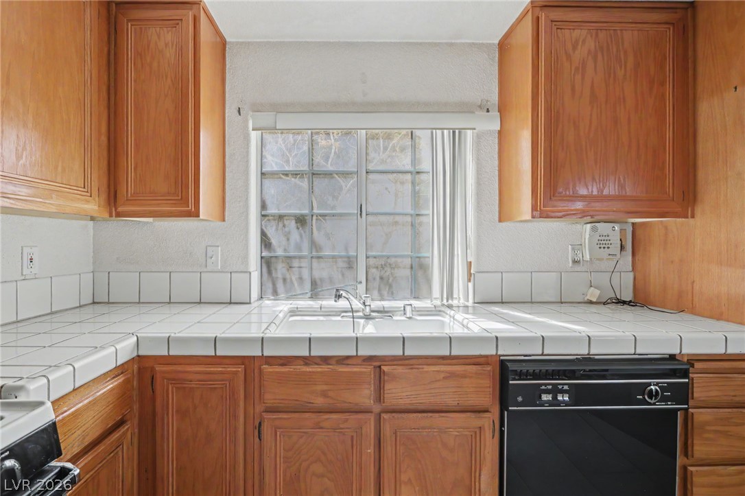 1674 Normandy Way Na Property Photo 27