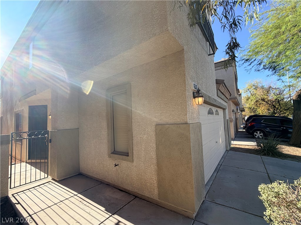 6535 Goldfield Street Property Photo 2