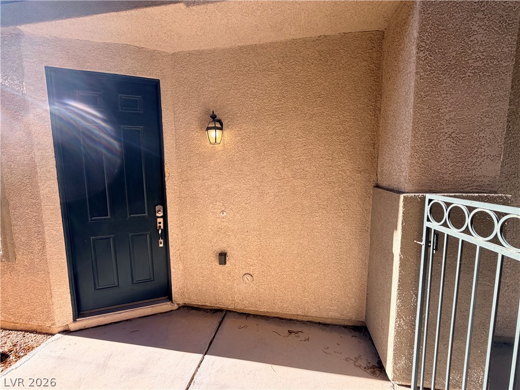 6535 Goldfield Street Property Photo 3