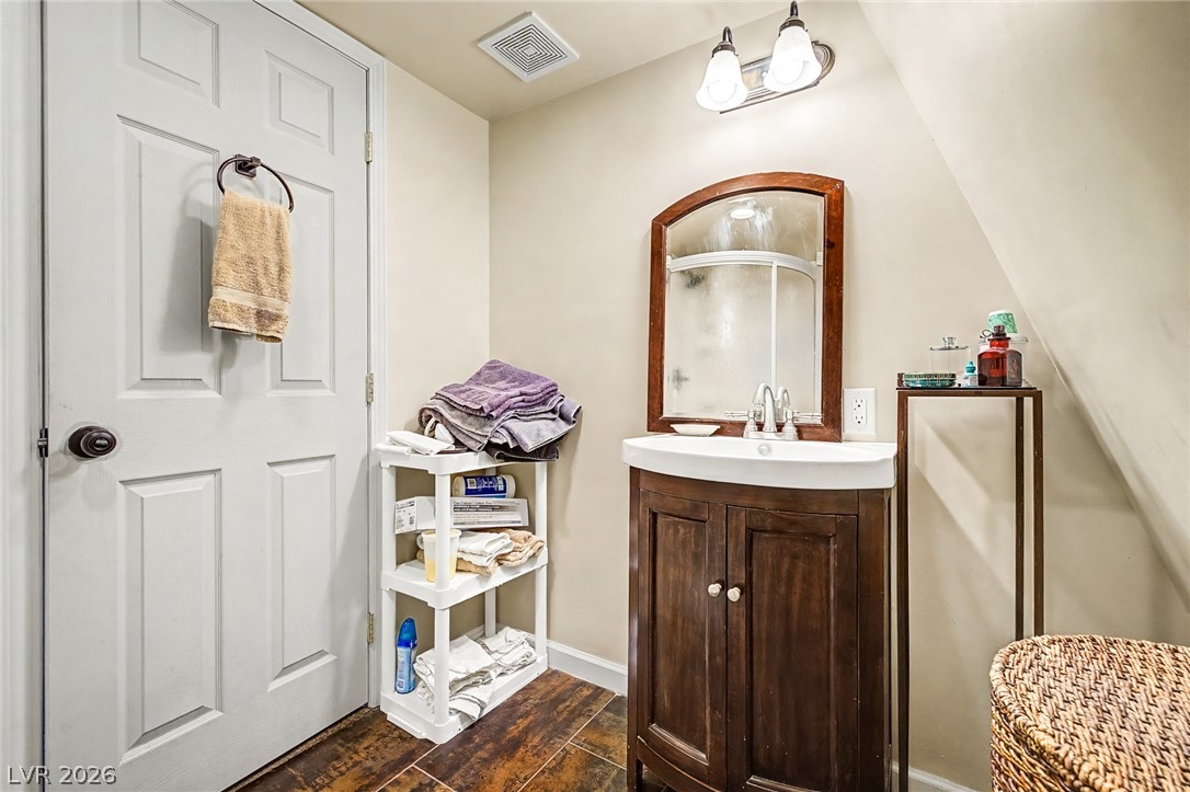 360 East Ormond Street Property Photo 25