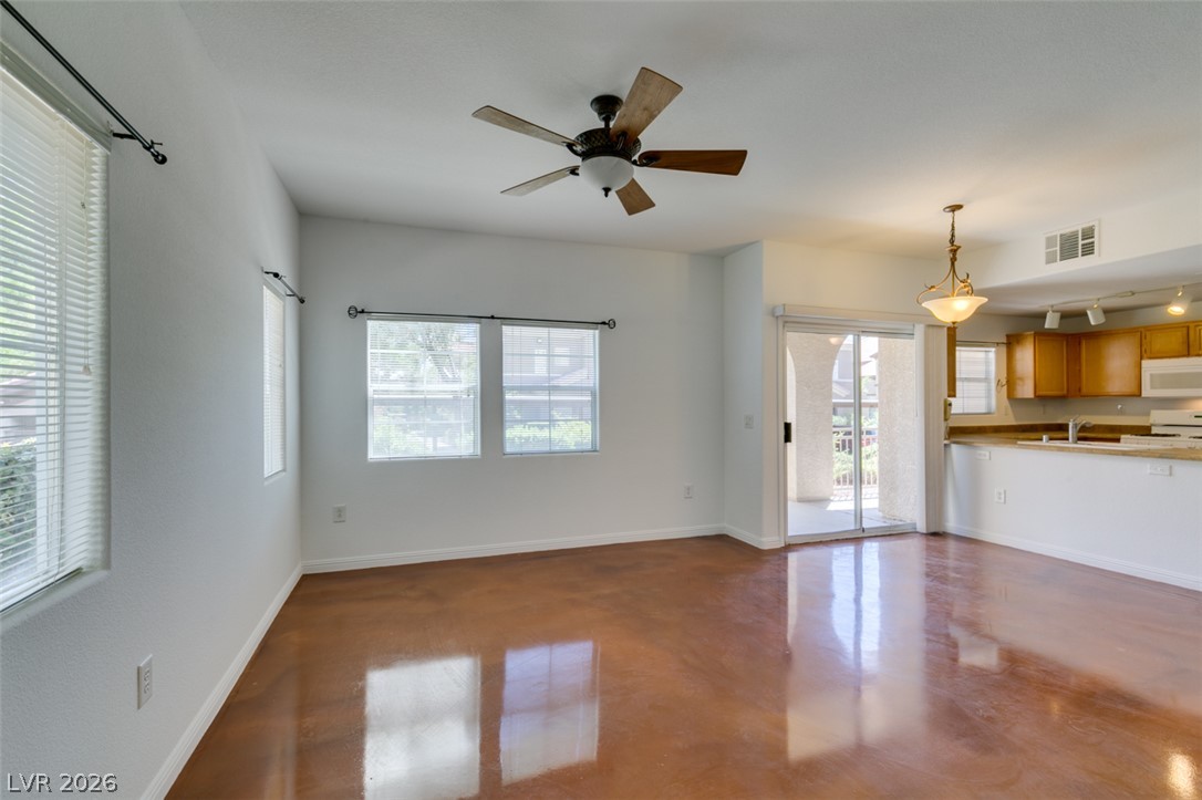 3822 Ormond Beach Street 101 Property Photo 4