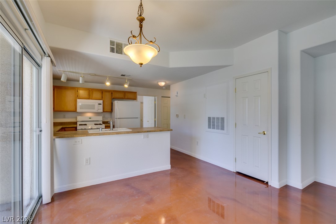 3822 Ormond Beach Street 101 Property Photo 18