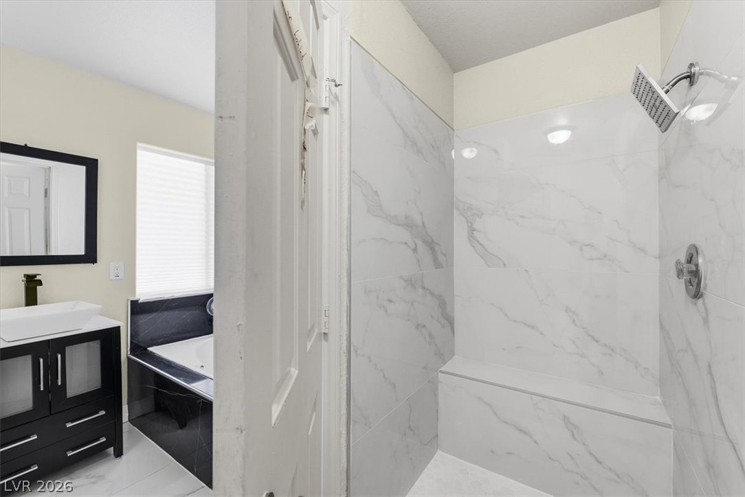 7612 Cruz Bay Court Property Photo 24