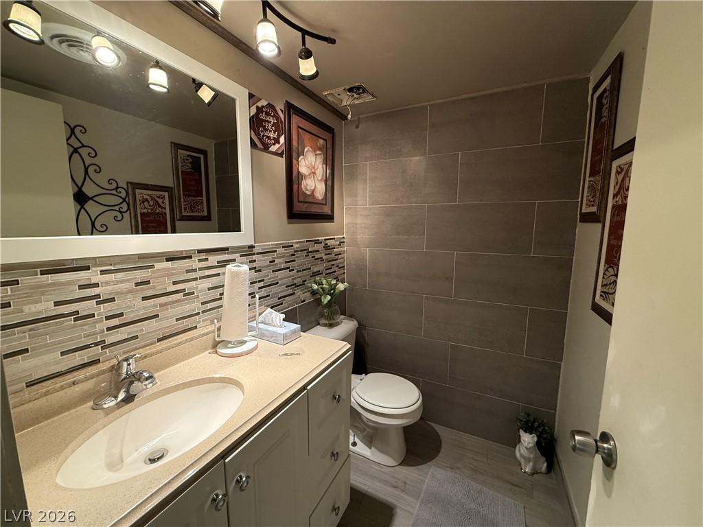 405 Holcomb Circle Property Photo 10