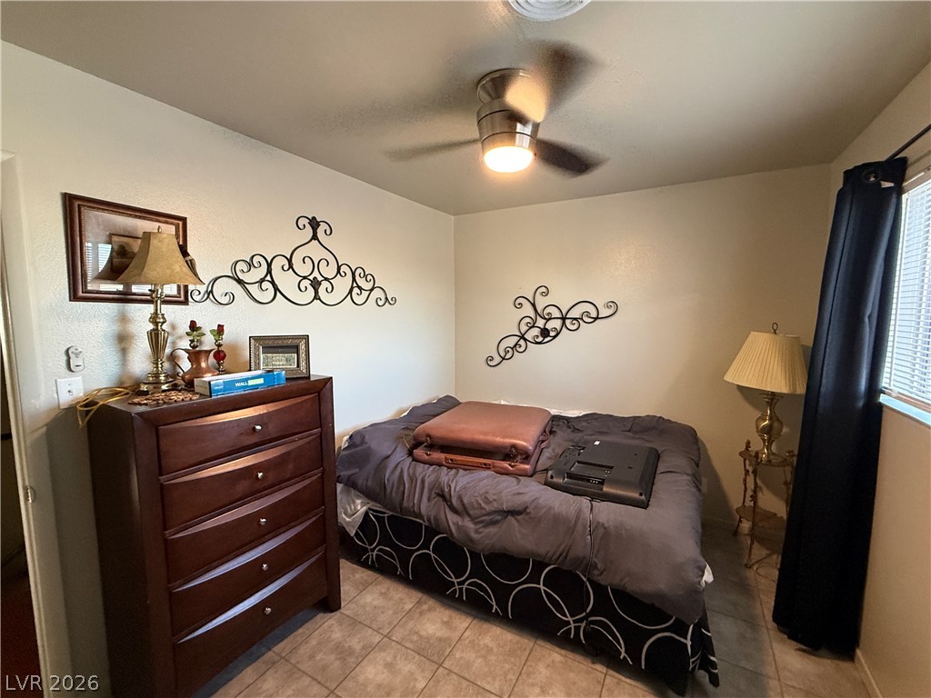 405 Holcomb Circle Property Photo 14