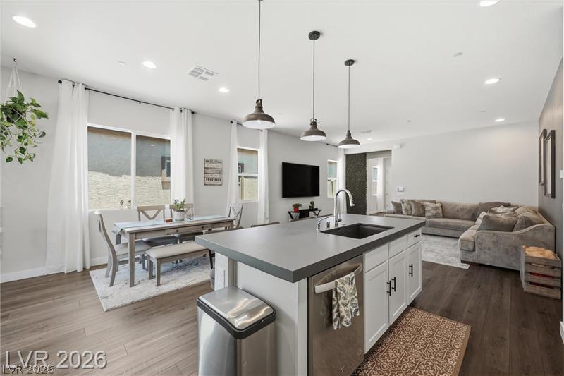 835 Silverton Springs Street Property Photo 17
