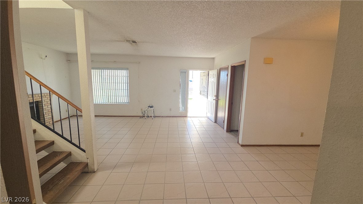 5312 Alpine Place Property Photo 4