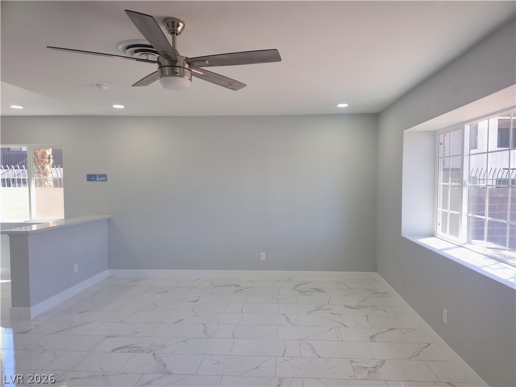 5230 Rou Circle Property Photo 9