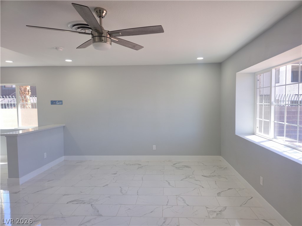 5230 Rou Circle Property Photo 11