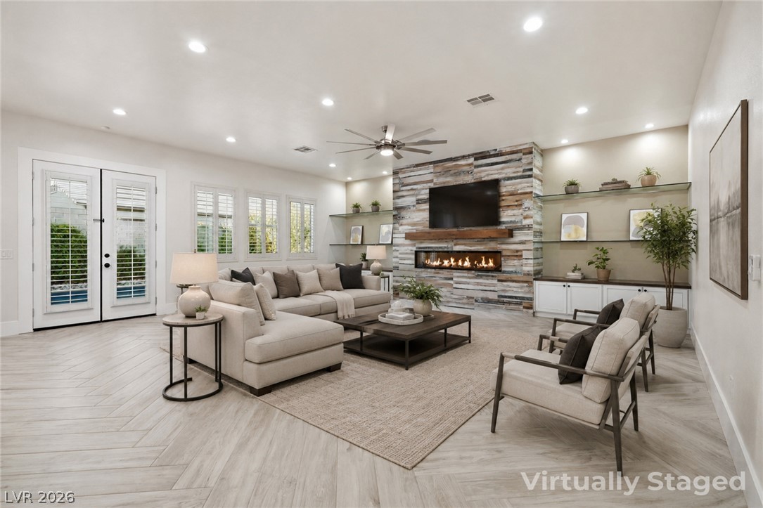 10820 Woodstream Court Property Photo 13