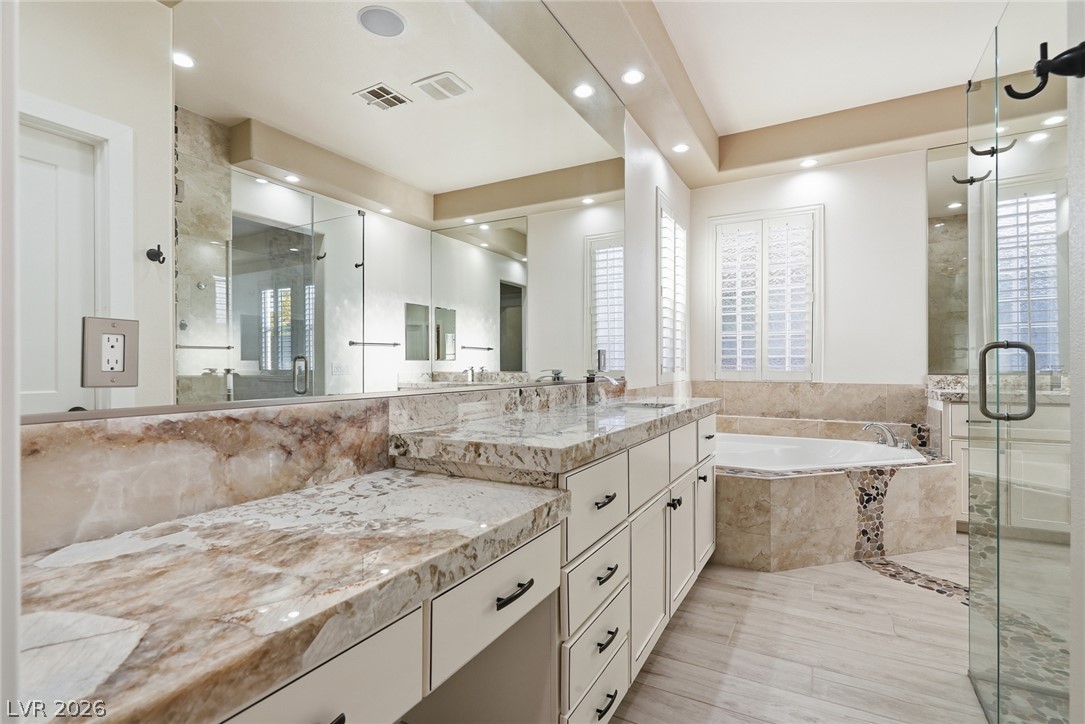 10820 Woodstream Court Property Photo 34
