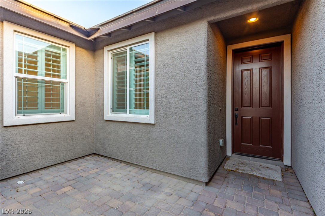 10407 Hemingway Court Property Photo 9