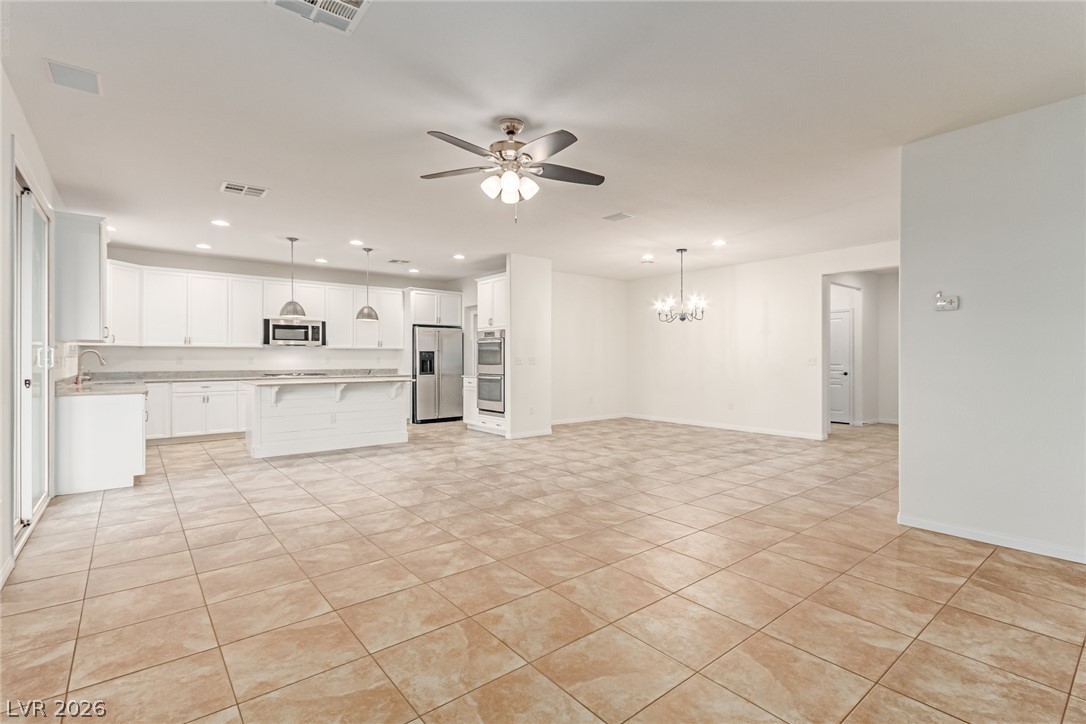 10407 Hemingway Court Property Photo 13