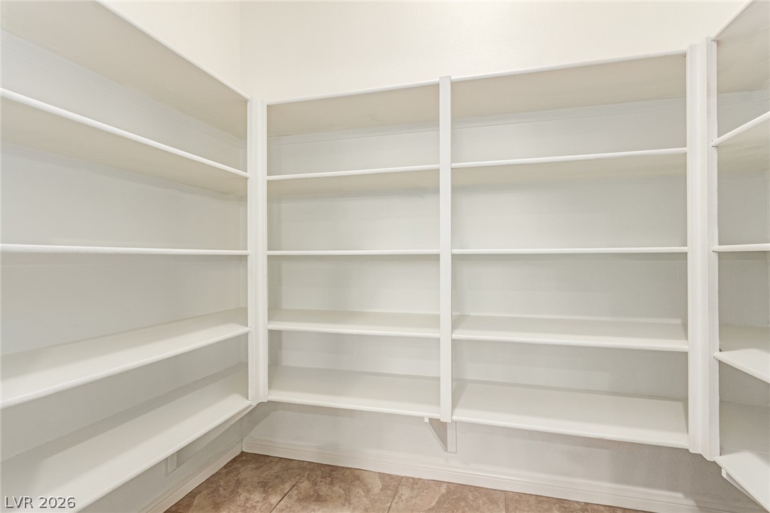10407 Hemingway Court Property Photo 18