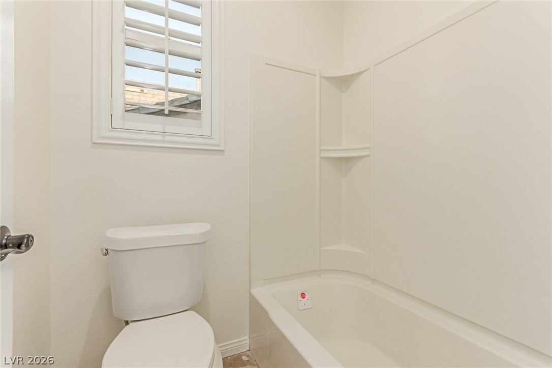 10407 Hemingway Court Property Photo 33