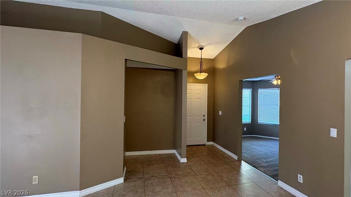 42 Quiet Desert Lane Property Photo 7