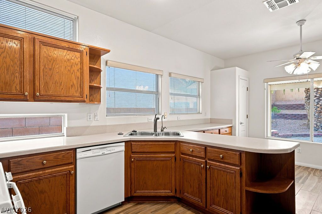 7417 Bantam Street Property Photo 10