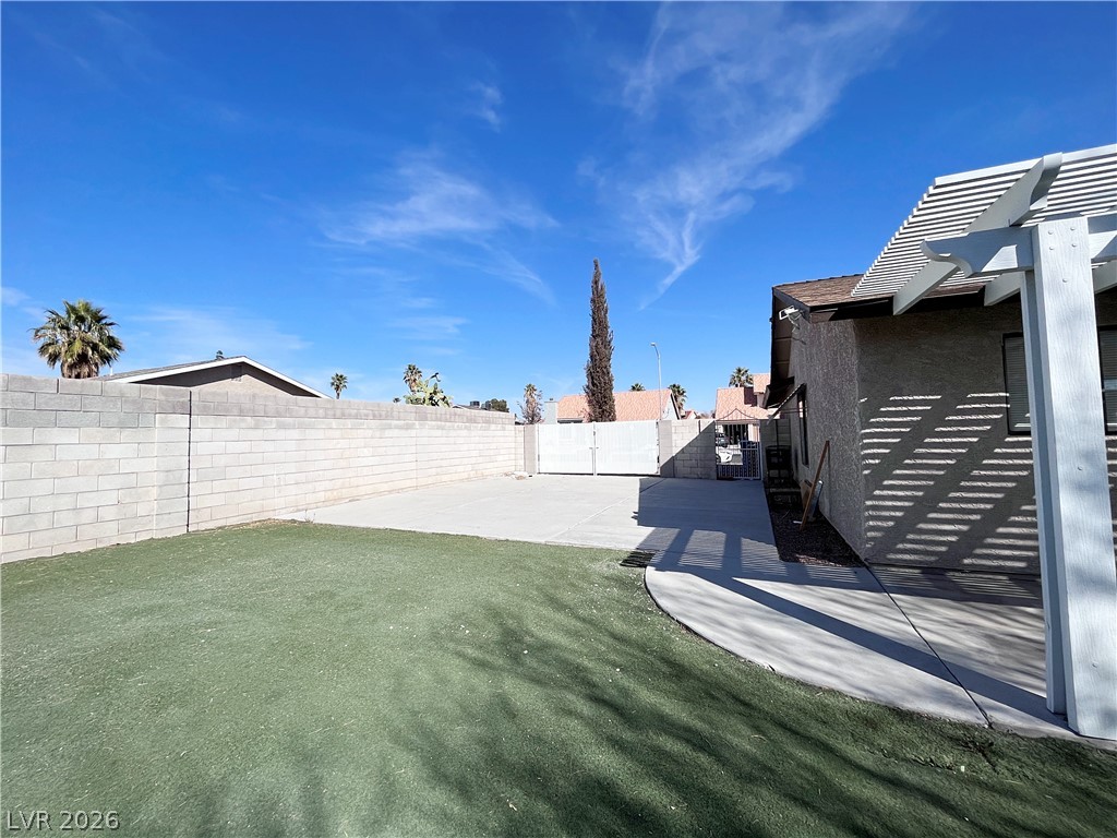 6705 Atwood Avenue Property Photo 17