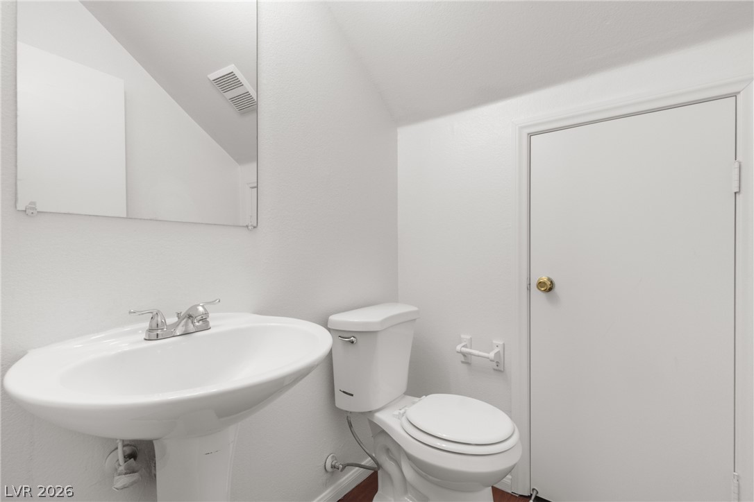 5730 Carmel Sand Street Property Photo 11