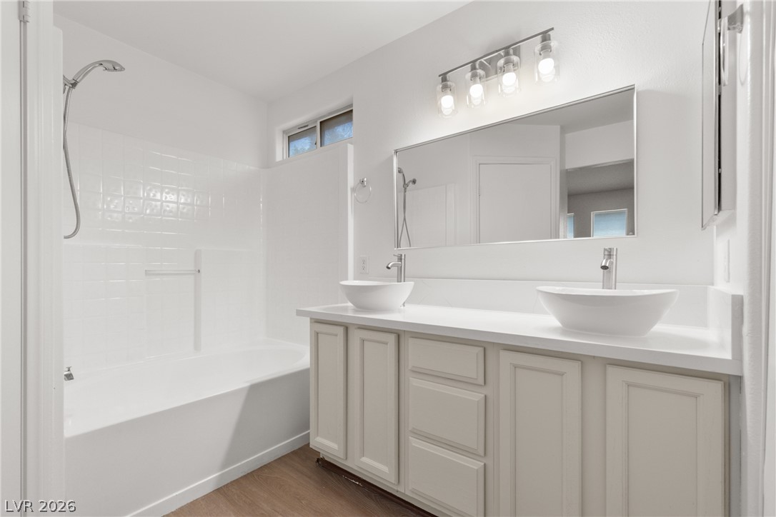 5730 Carmel Sand Street Property Photo 17