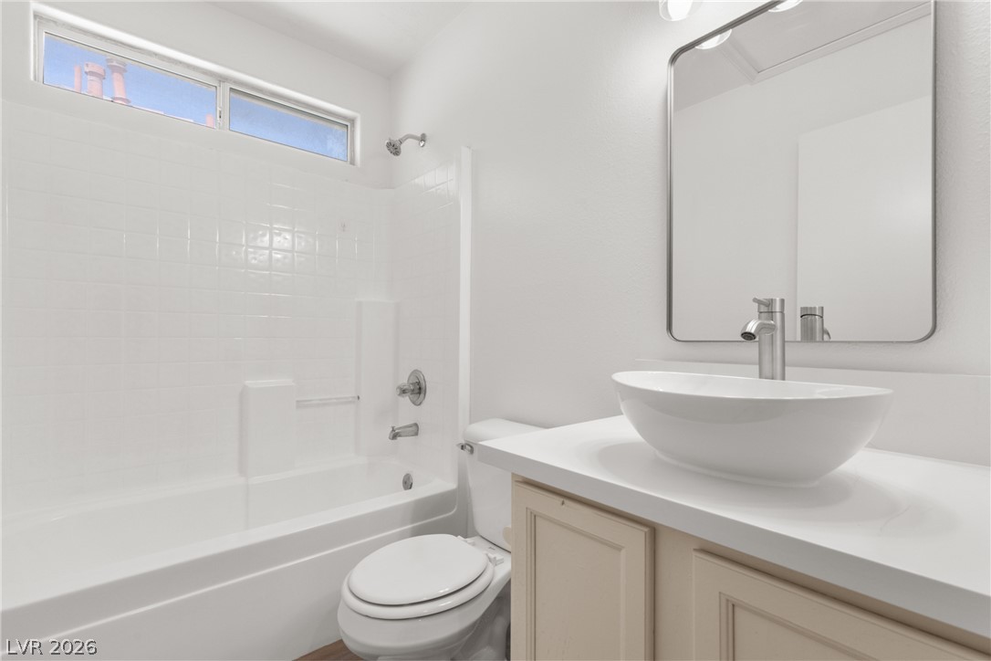 5730 Carmel Sand Street Property Photo 25