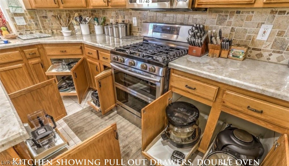243 Palmarosa Street Property Photo 13