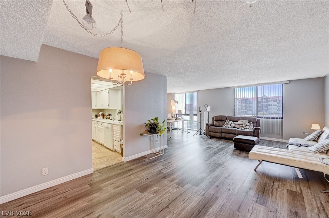 2812629 Property Photo 9