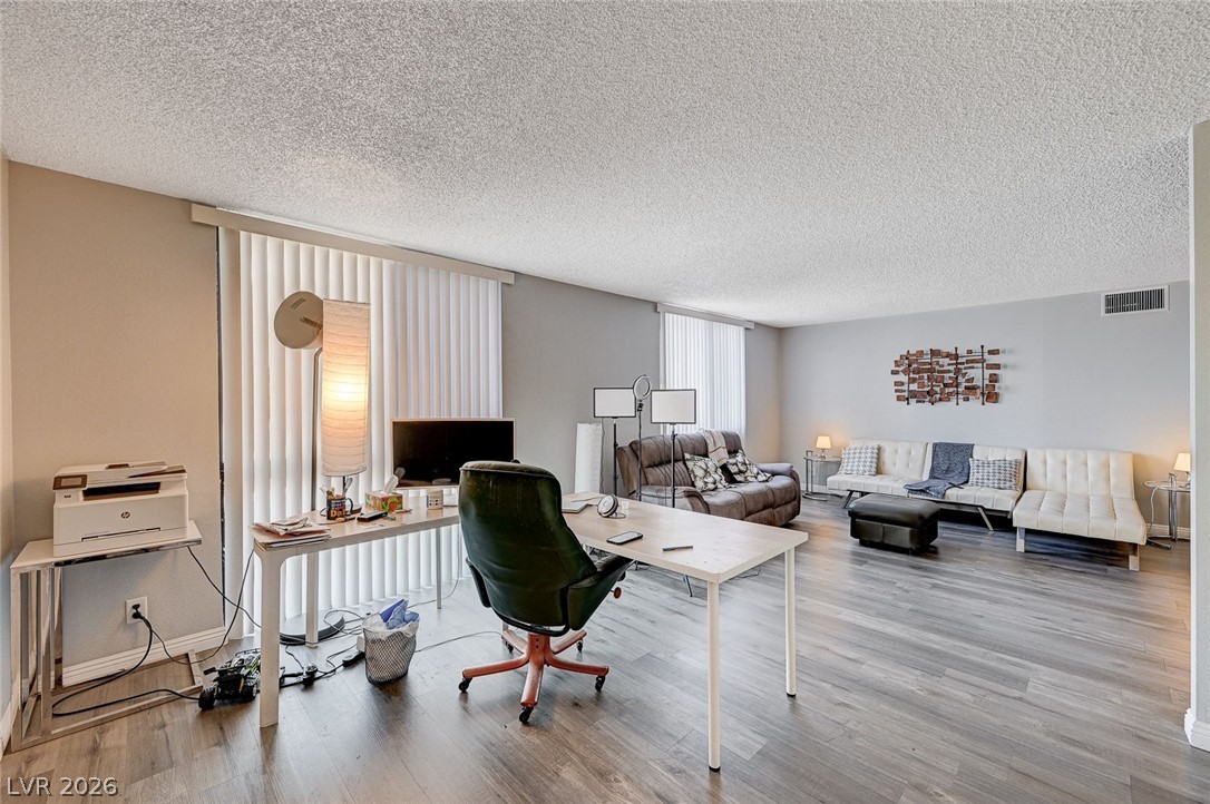 2812629 Property Photo 18