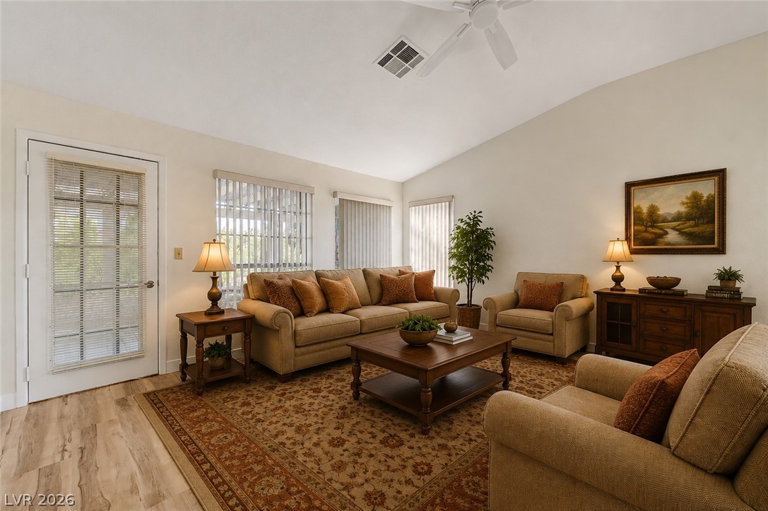 5613 Port Barrington Way Property Photo 8