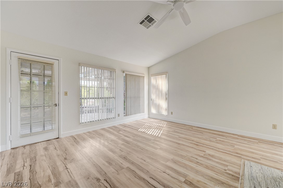 5613 Port Barrington Way Property Photo 9