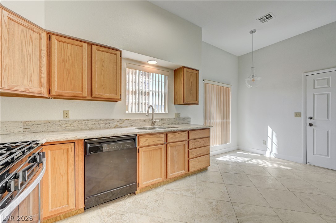 5613 Port Barrington Way Property Photo 16