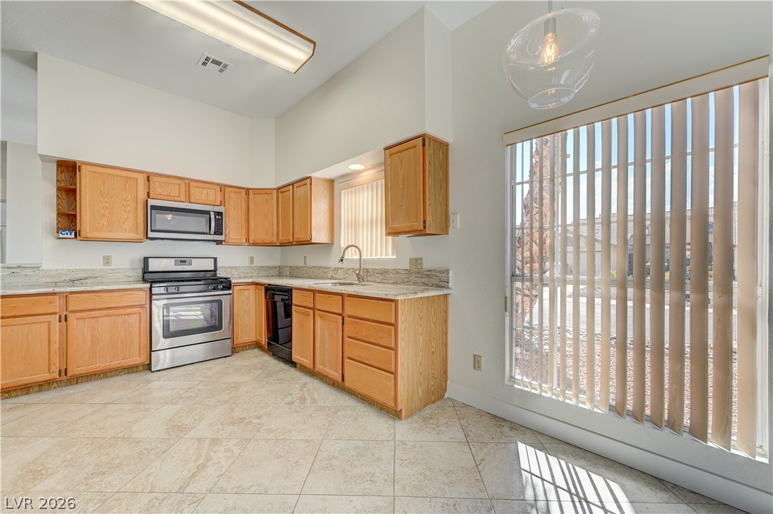 5613 Port Barrington Way Property Photo 18