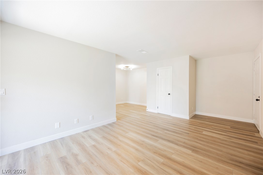 5295 Indian River Drive 312 Property Photo 6