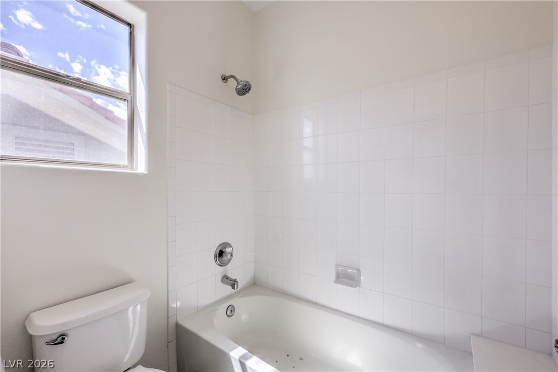 10008 Dusty Winds Avenue Property Photo 22