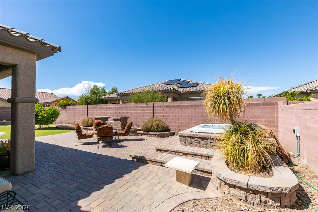 5658 New Seabury Property Photo 4