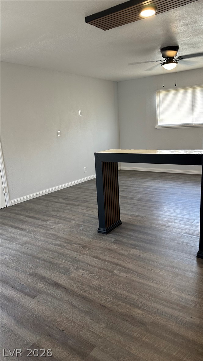 2541 Page Street Property Photo 2