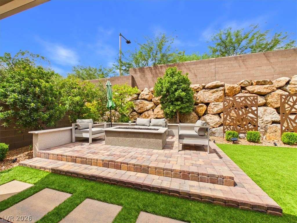 203 Badwater Basin Street Property Photo 3