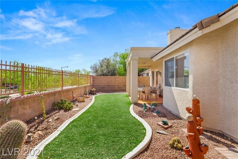 1644 Eagle Peak Way Property Photo 10