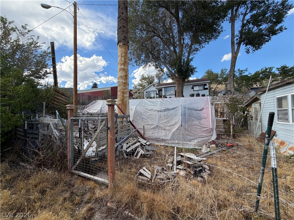 911 Ely Street Property Photo 4
