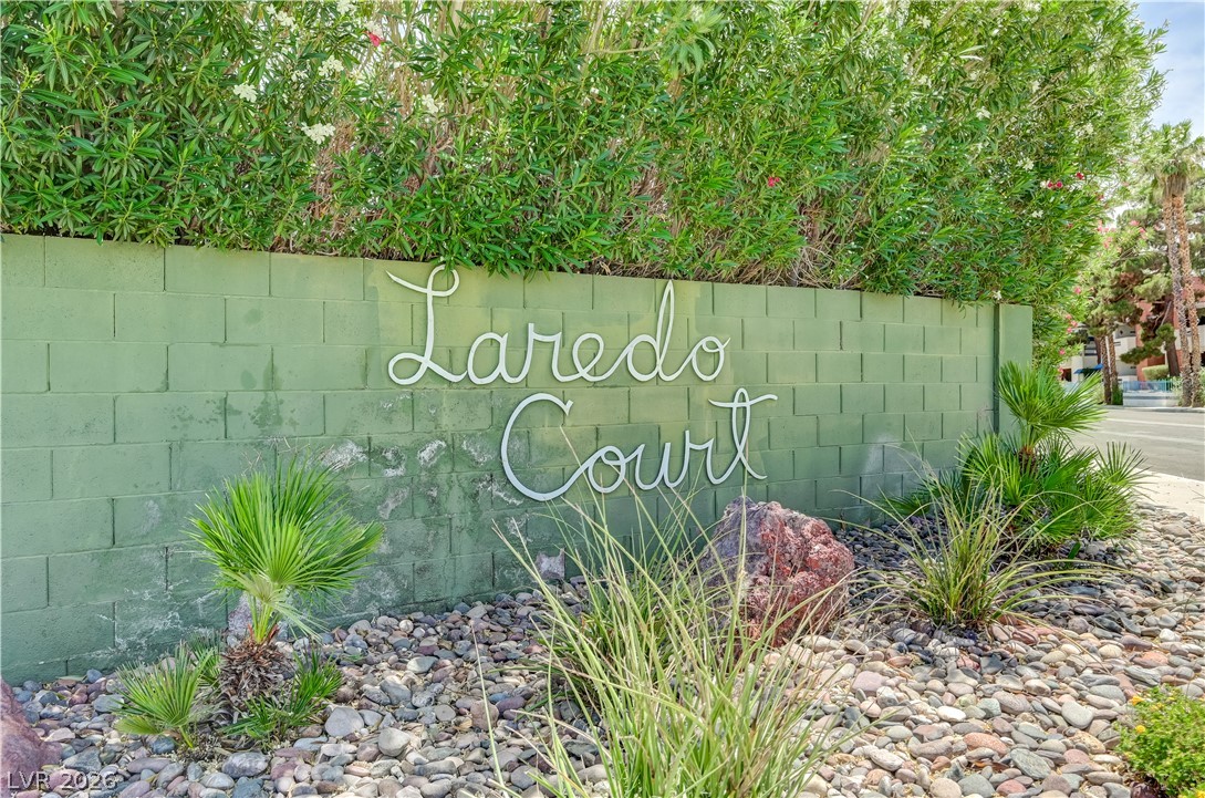 5889 Laredo Street Property Photo 43