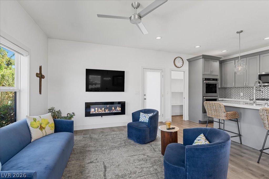 495 Railroad Avenue Property Photo 12